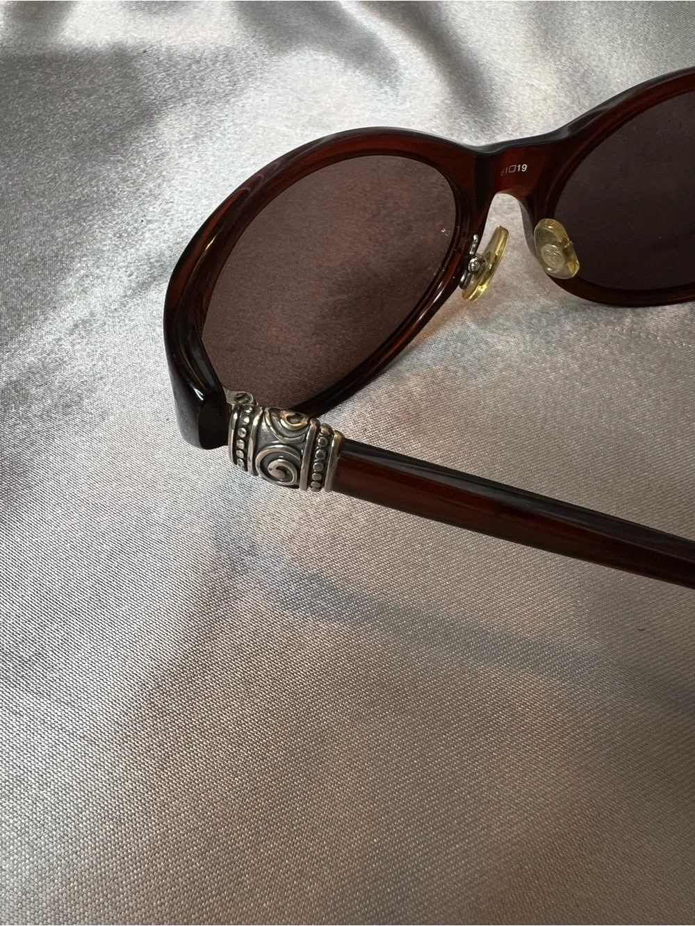 Brighton Vintage Ayu Bead Sunglasses Brown Handmade Oval Scroll Accents No Case
